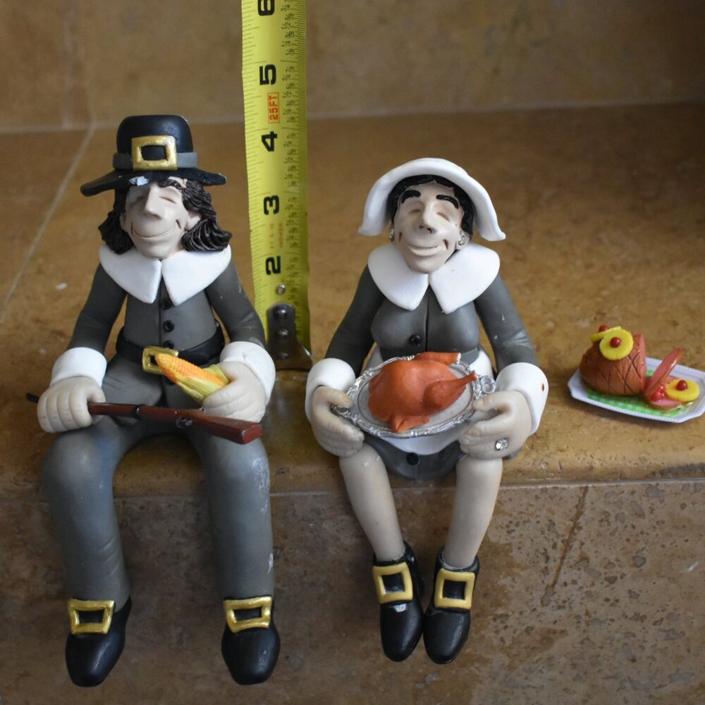 2 D Manning Thanksgiving Shelf Sitter Pilgrims Man Woman Clay Figure Statue Set - Picture 15 of 16